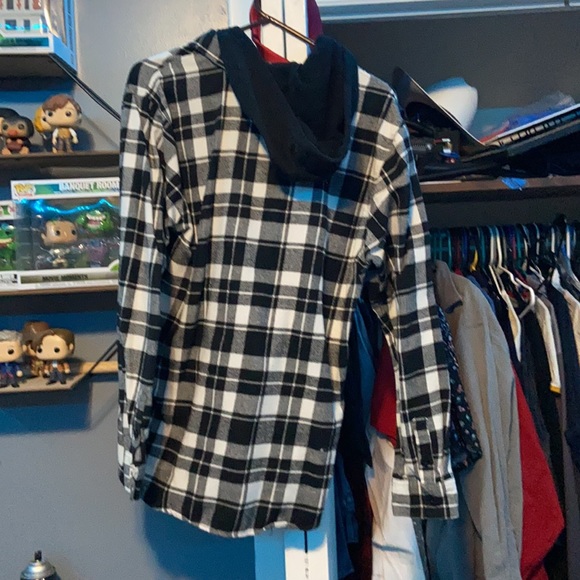 Black and white flannel - Picture 2 of 3